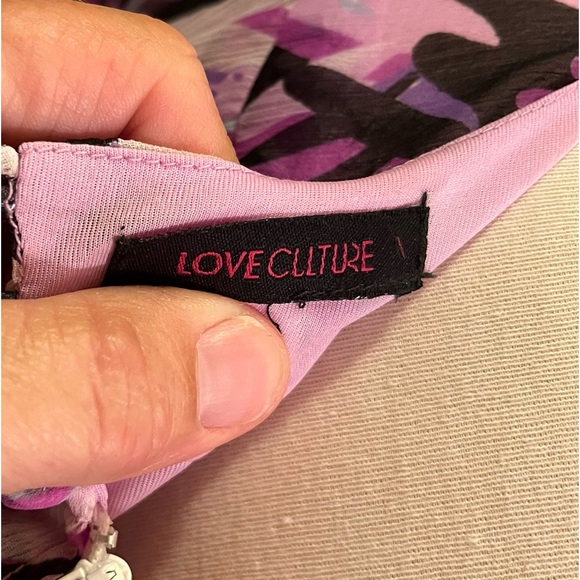 Summer lightweight pink/mauve isometrical design dress - Picture 5 of 6